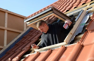 Pose de fenêtres de toit Velux à Onoz